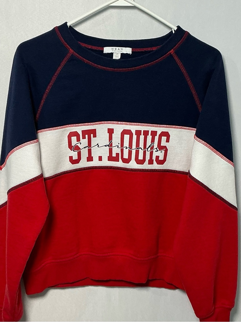 WEAR by Erin Andrews St. Louis Cardinals Colorblock Crewneck Sweatshirt L